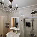 Golden Nest B25 5* نيسيبار