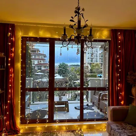 Golden Nest B25 Hotel 5*