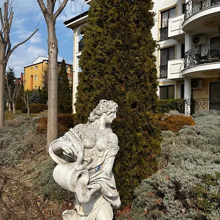 Golden Nest B25 Ξενοδοχείο