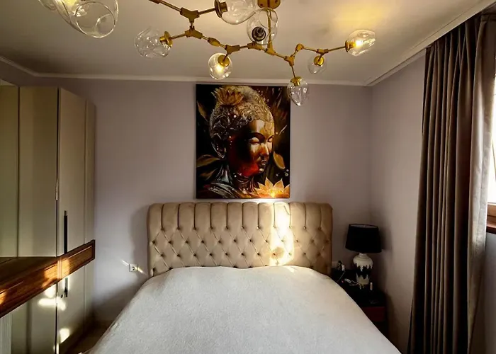 Golden Nest B25 Otel